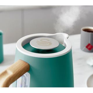 Električni bokal Swan Nordic Style Cordless Kettle 1.7L Pine Green