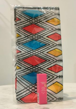 PACK : 1 FOULARD +1 LIP BALM Y&O