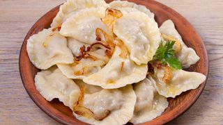 Vareniki sa krompirom i šampinjonima