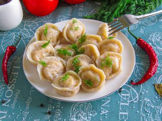 Pelmeni sa junetinom