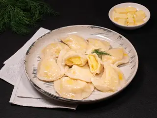 Вареники З Картоплею Та Вершковим Маслом