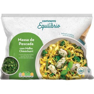 Massa de Pescada com Molho Chimichurri Continente Equilíbrio