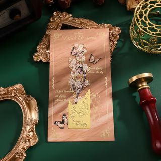 Umjetnički metalni obilježivač za knjige sa motivom cvjetova breskve i smeđih leptira