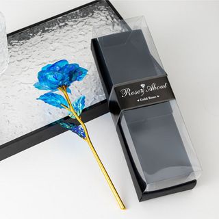 Plava kristalna ruža u crnoj luksuznoj kutiji