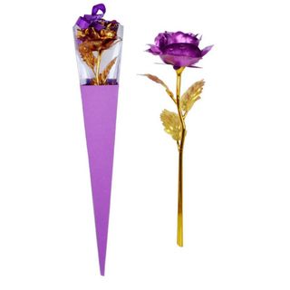 Ljubičasta metalik ruža u ljubičastoj kutiji u obliku kupa