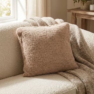 Cuscino arredo cammello  - sherpa 45x45 cm