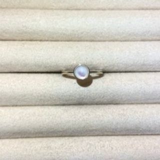 Prsten sa okruglim sedefom