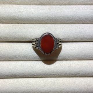 Muški prsten sa bordo ovalnom pločom 01