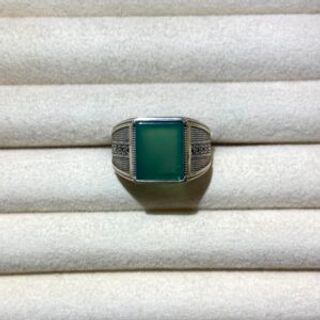 Muški prsten sa zelenim pravougaonikom 02