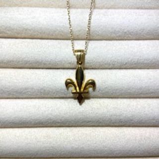 Pozlaćeni lančić sa motivom ljiljana 003