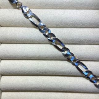 Muška narukvica izrađena u klasičnom Figaro pletivu 04