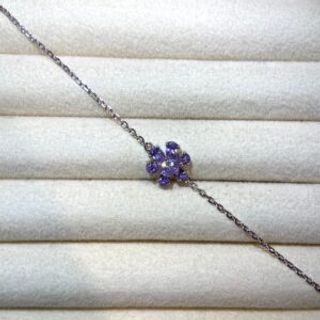 Srebrena narukvica sa svijetloljubičastim cvijetom