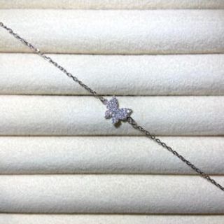 Srebrena narukvica u obliku leptira sa cirkonima 001