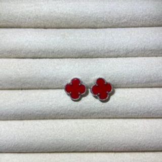 Srebrene naušnice u obliku djeteline crvene