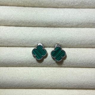 Srebrene naušnice u obliku djeteline zelene sa crnim linijama velike 001