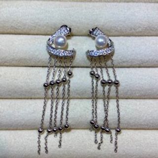 Srebrene  viseće naušnice sa biserom