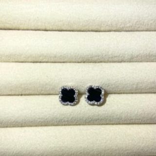 Srebrene naušnice u obliku djeteline crne sa cirkonima