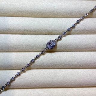 Srebrena narukvica ovalni krug i cirkoni