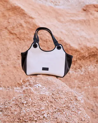 BOLSO CAPAZO RENATA  NEGRO