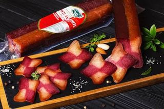 Філе свинини та курки Ред енд Вайт 50г