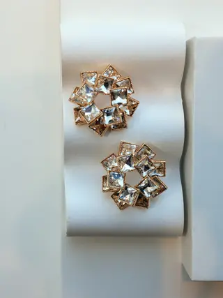 NOIR Bloom earrings