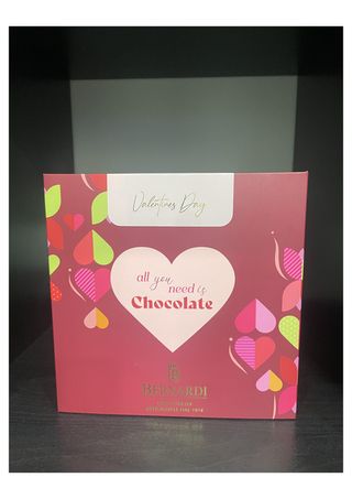 Cioccolatini A Cuore Vari Gusti, Cioccolato Grande A Cuore Ripieno Di Granella Di Nocciole, Berardi Cioccolati Artigianali, 240G