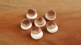 CRP დეკორაციული მოსაყრელი CUORICINI MIGNON COL.ASS 85გ (1ც)