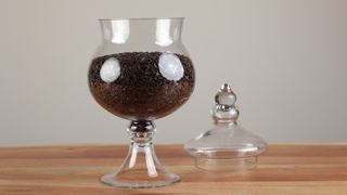 კარიბე ნატეხები შავი (200გრ)