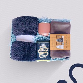 The Fuzzy Duck Midnight Comfort & Care Box, Black