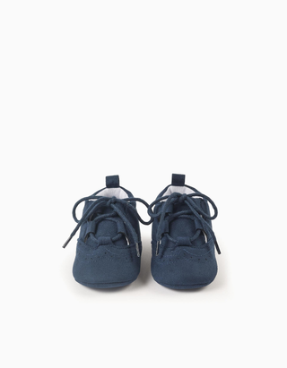 Sapatos de camurcina com detalhe brogue para recém-nascido