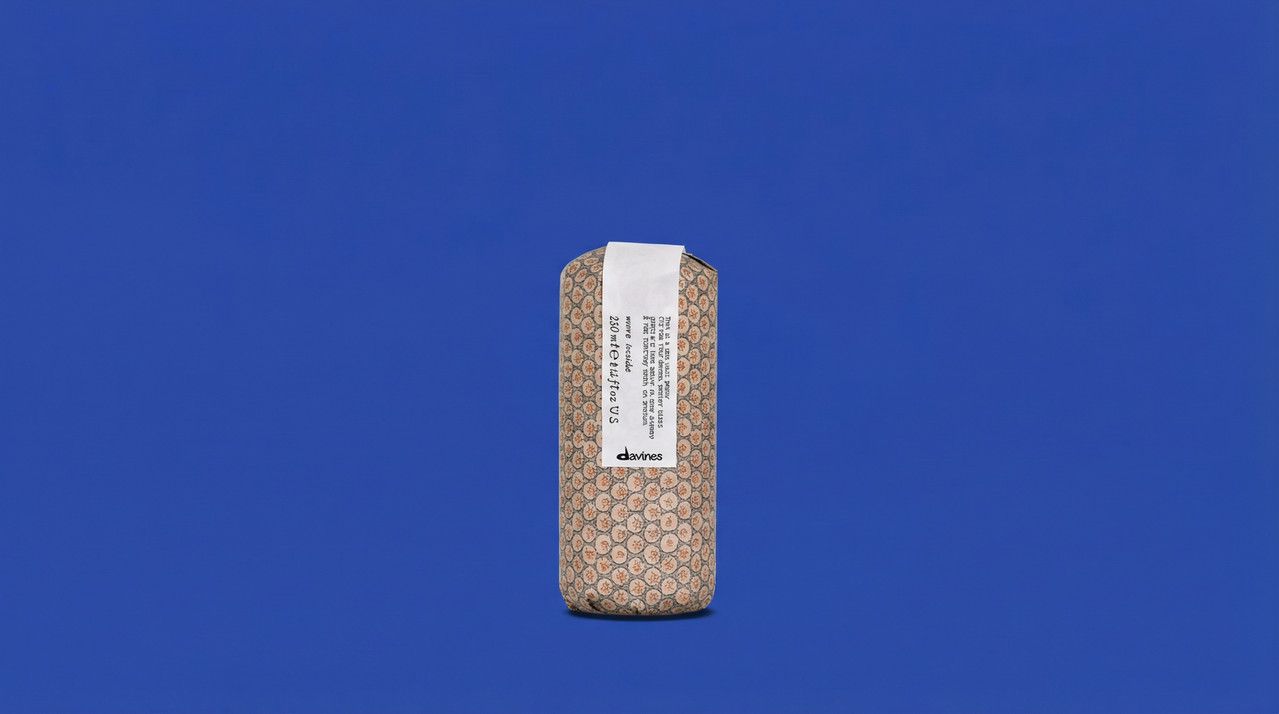 Lakovi i pene za kosu