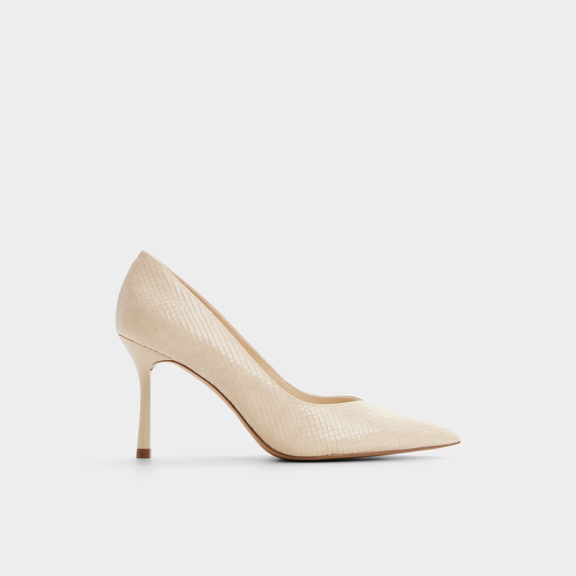 მაღალქუსლიანი ფეხსაცმელი