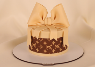 Mini tort mango ”Louis Vuitton” ivory