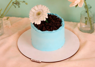 Mini tort cu Gerberă