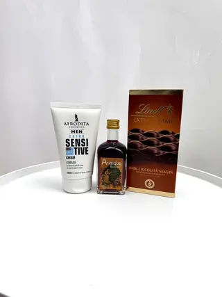 Poklon paket za mušku njegu, liker i čokoladu