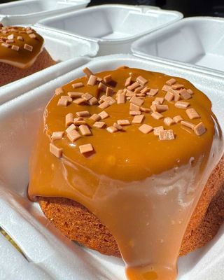 Mini Bolo Vulcão de Doce de Leite