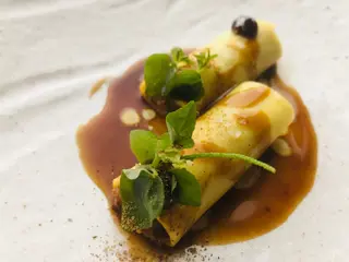Canelons Confit Ànec Amb Poma 3 Unitats