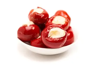 Pimientos Cherry Rojos Rellenos De Queso Lena