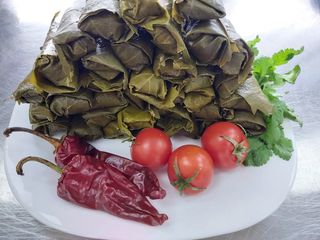 ტოლმა ვაზის 0,5კგ, ნედლი