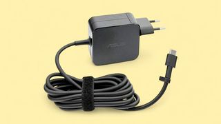 ASUS 65W USB Type-C Adapter ლეპტოპის დამტენი