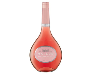 Vinho Mateus Rosé Medium Sweet (750 ml)
