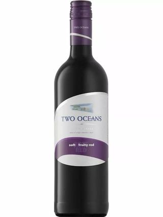 Вино Софт Енд Фрут Ред / Soft and Fruity Red, Two Oceans, червоне напівсухе 12.5% ​​0.75л