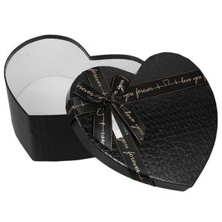 Boîte cadeau cœur noire élégante