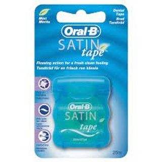 Oral-B Satin Tape Mint White Floss, 26g
