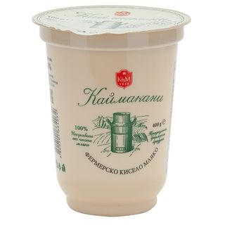 Кисело краве мляко с ягода (300г)