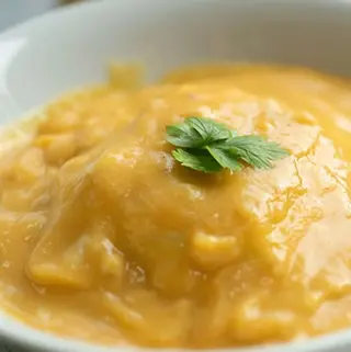 Sopa Sazonal com Vitela e Bulgur Biológico 8+ Meses Petit Papão 220g