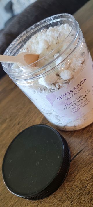 Beauty Jar Розслаблювальні Кристали Для Ванни З Лавандовою Олією, 600 Г