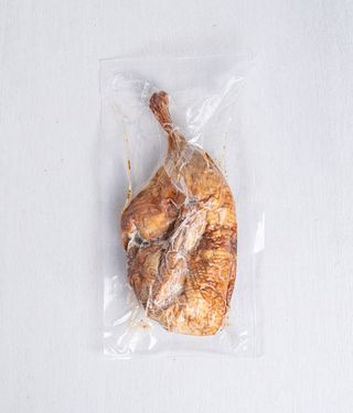 Качка тушка (100г)
