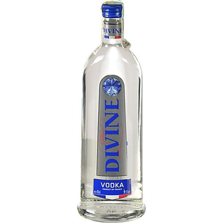 Горілка Дівайн / Divine, 37.5%, 0.7л