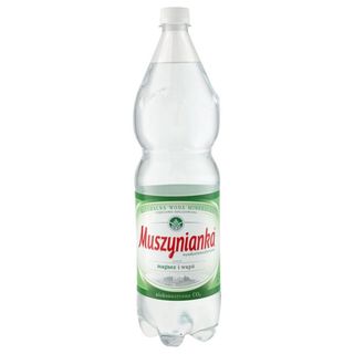 Muszynianka Naturalna woda mineralna wysokozmineralizowana niskonasycona CO2 1,5 l